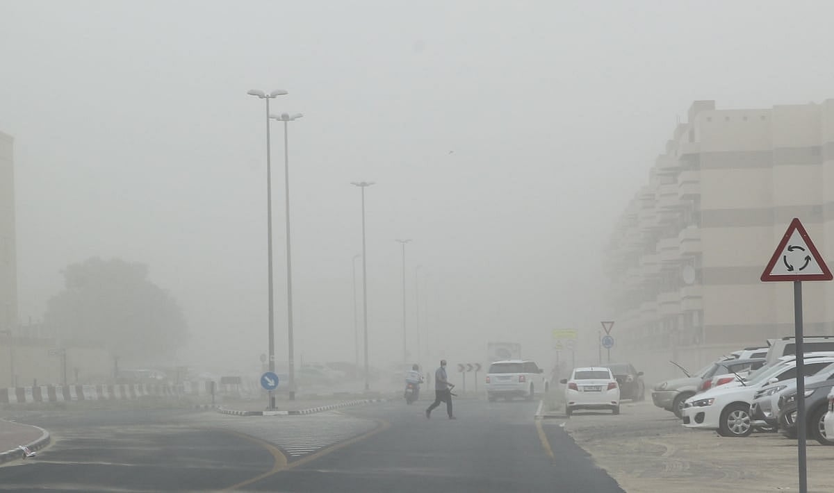 UAE明天天气预报：气温将显著下降；预计将有尘土飞扬的条件