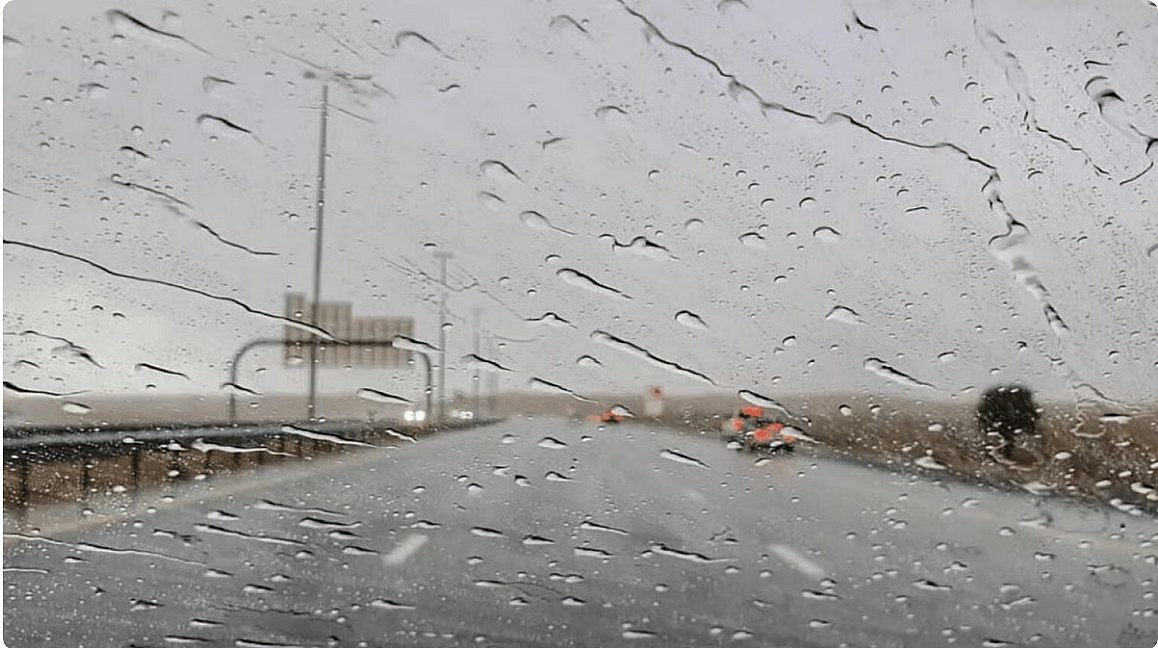 请查看：阿联酋部分地区降雨为初夏酷热带来缓解