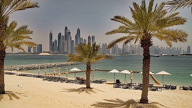 UAE 明天天气预报：气温将上升；夜间湿度将增加