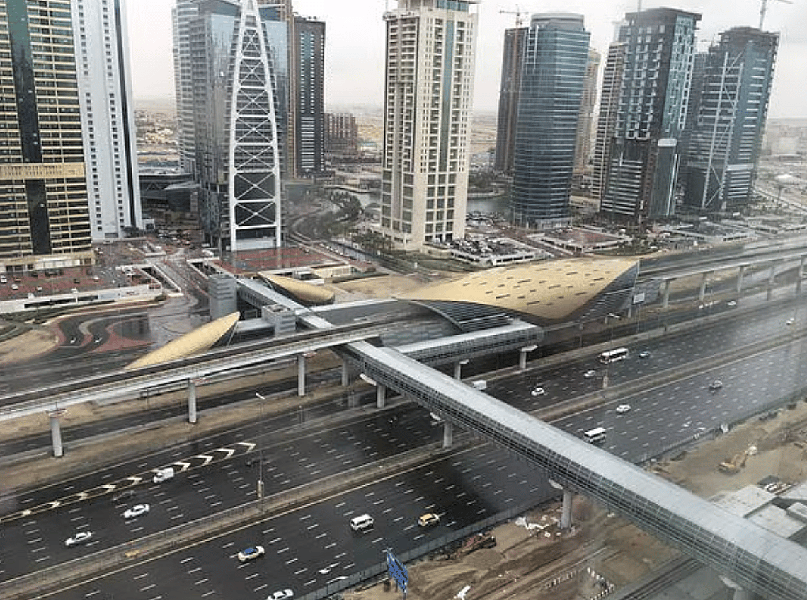 UAE明天天气预报：部分地区预计有降雨；气温将上升
