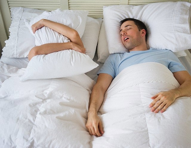 UAE：睡眠离婚能拯救你的关系吗？