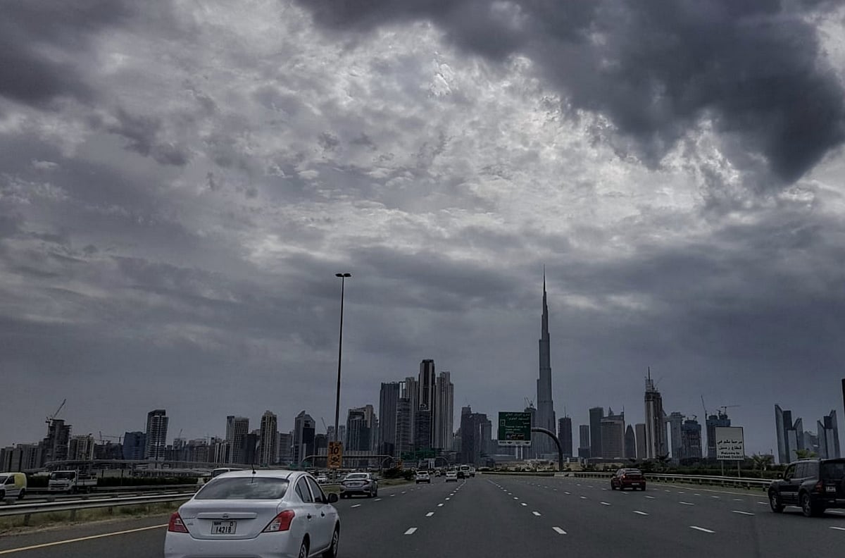 UAE明天天气预报：预计有轻微降雨，气温略有下降