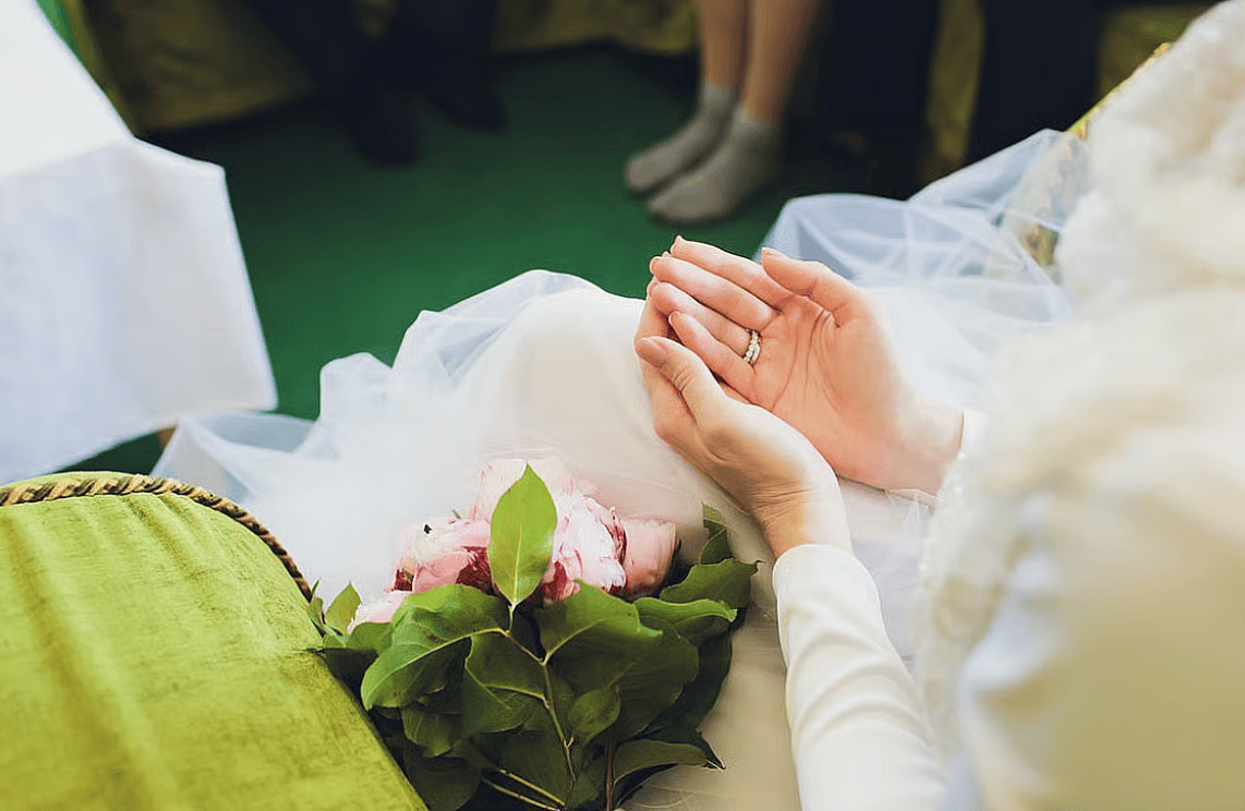迪拜：谢赫·穆罕默德宣布政府雇员享有10天带薪婚假